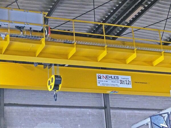 Die Unterkante der Brücke ist in 8 Metern Höhe.