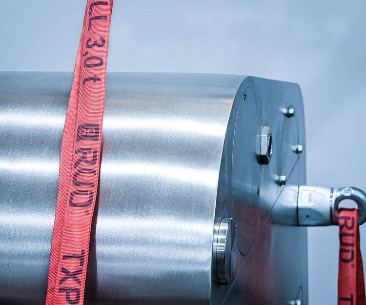 Der TXP-Texolution-Point legt sich um eine Walze - Ausgestattet mit ICE-BOLT und Kugellagerung für sicheres Drehen und Wenden.