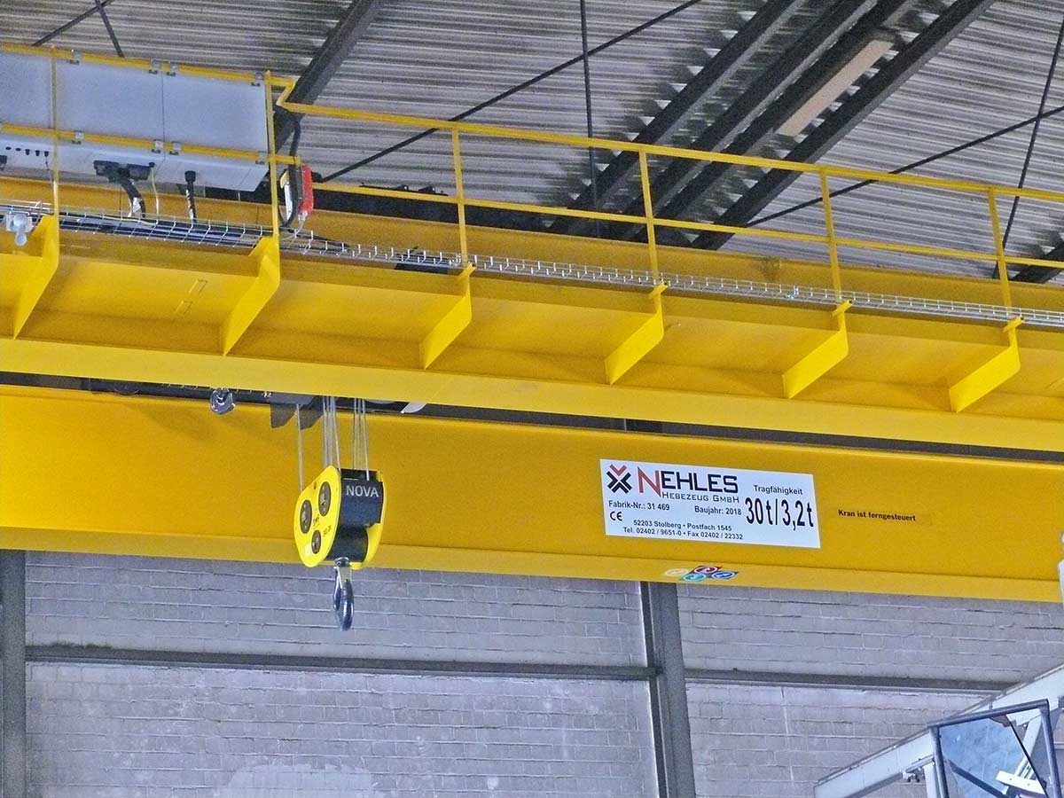 Die Unterkante der Brücke ist in 8 Metern Höhe.