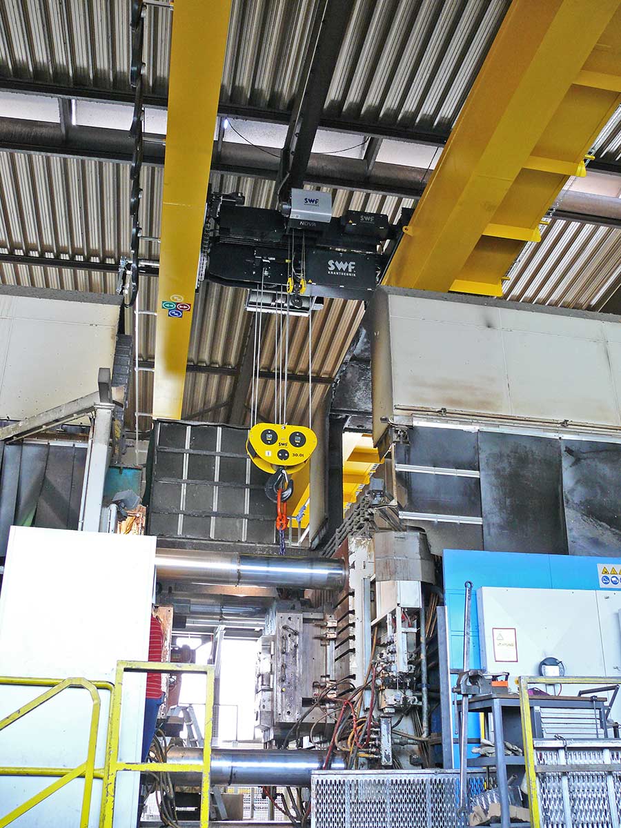 Die Unterkante der Brücke ist in 8 Metern Höhe.